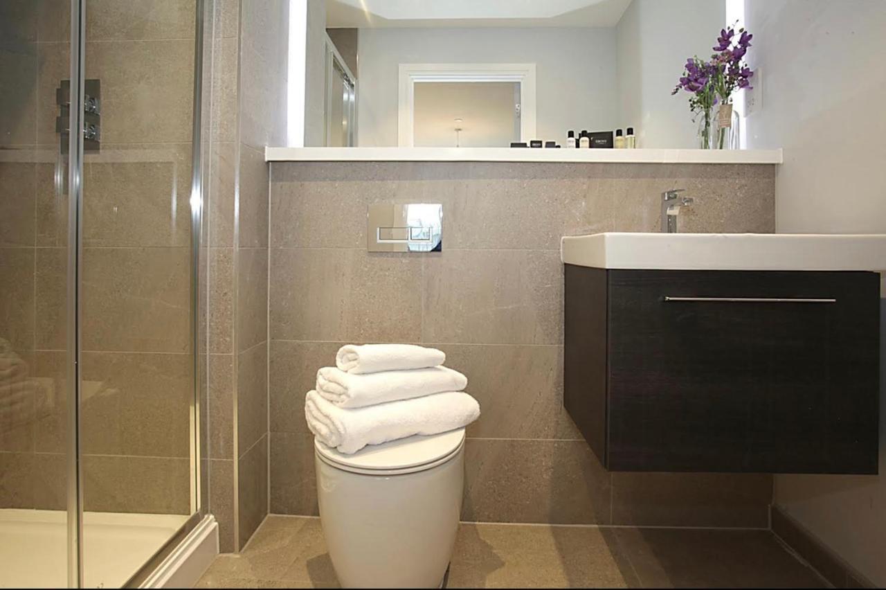 Mnitri Apartment Luton  Ngoại thất bức ảnh