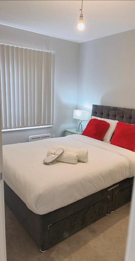 Mnitri Apartment Luton  Ngoại thất bức ảnh