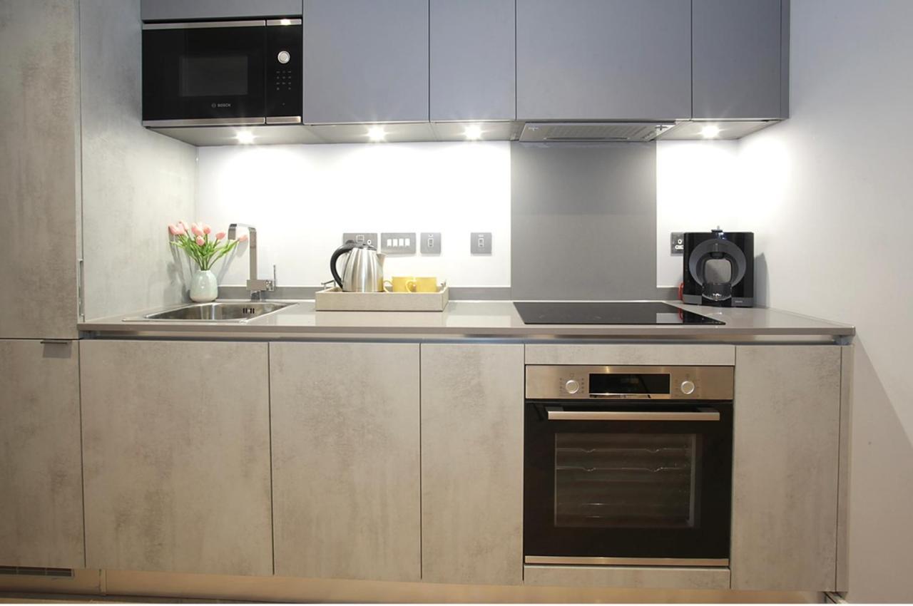 Mnitri Apartment Luton  Ngoại thất bức ảnh